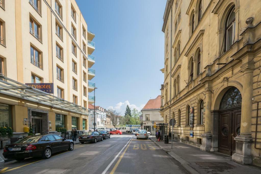 Apartment Flamingo Ljubljana Exterior photo